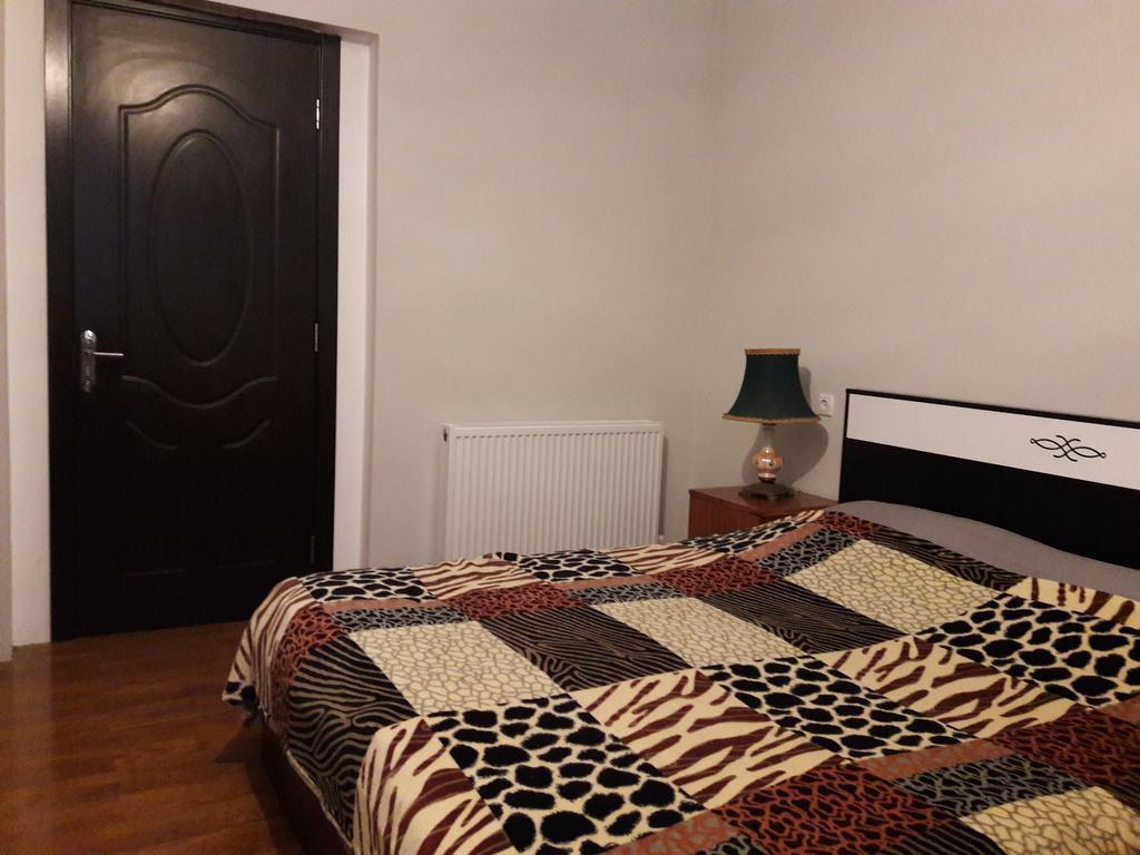 Goga Guesthouse Szenaki Kültér fotó