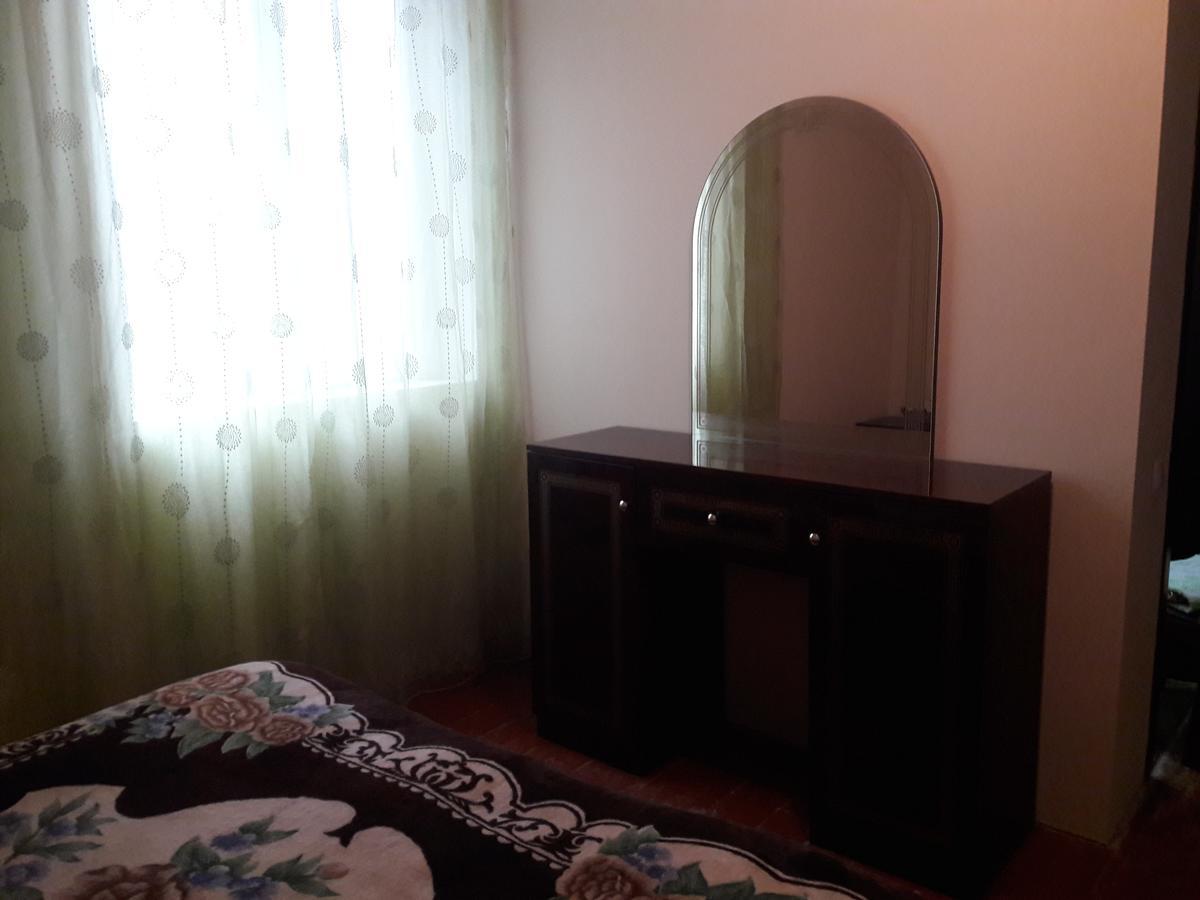 Goga Guesthouse Szenaki Kültér fotó